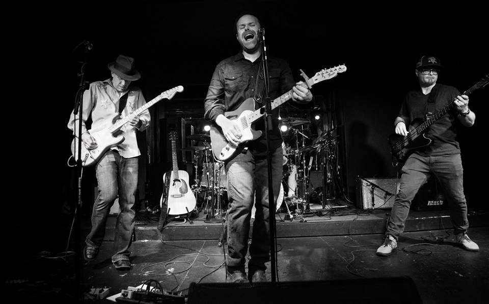Purusa band image